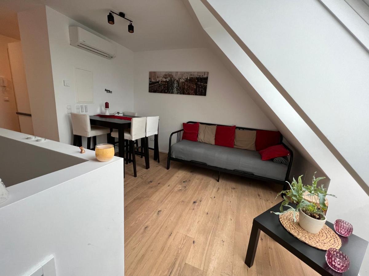 וינה Tina'S Apartment מראה חיצוני תמונה