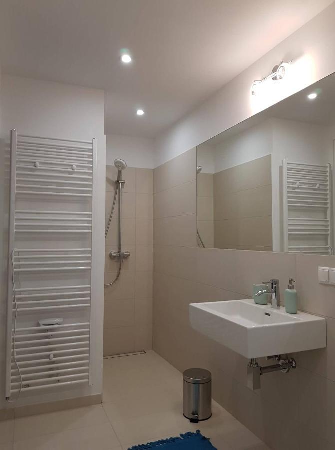 וינה Tina'S Apartment מראה חיצוני תמונה